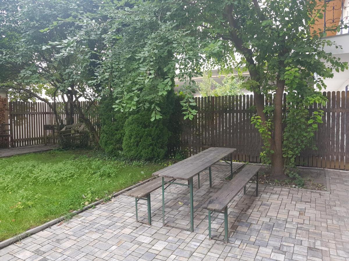Cerny Tulipan - Apartman 1 Plzen Luaran gambar